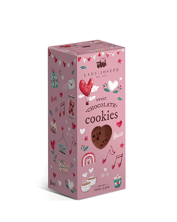 Deliciosas galletas cookies con forma de corazón